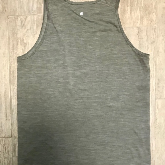 Lululemon Metal Vent Tech Tank - Picture 5 of 6